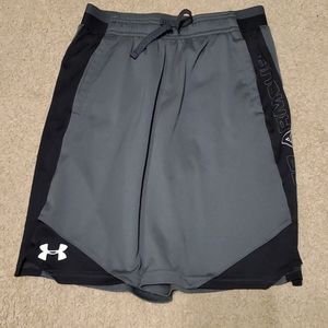 Under Armour shorts Boy's Size XL